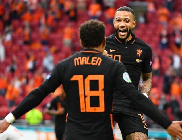 双先驱开团 双先驱开团